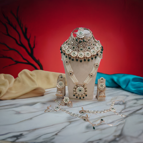 Luxurious High Quality Royal Bridal Necklace Set