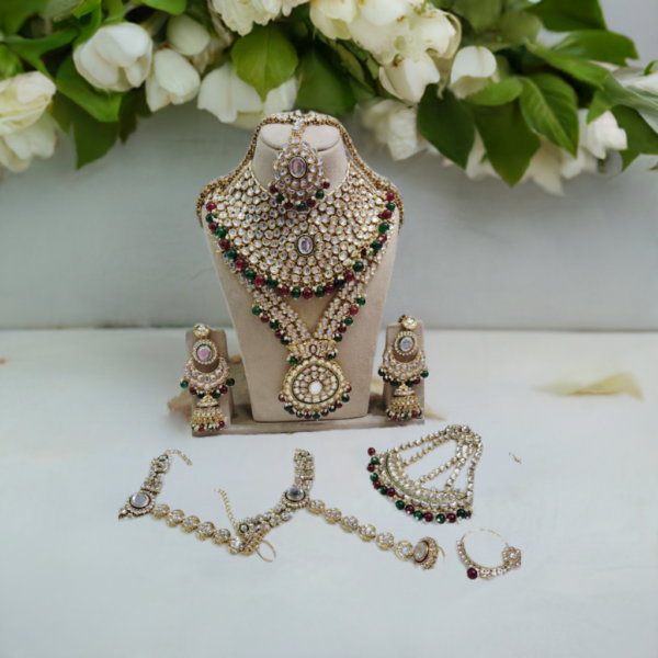 Royal Luxury Kundan Bridal Set – Timeless Elegance for Your Big Day