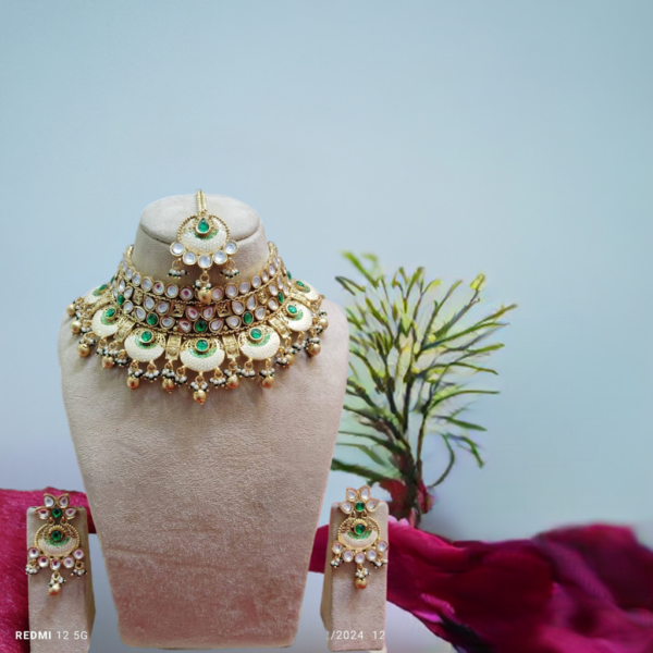 "Royal Splendor: Luxury Kundan Necklace Set in Green With Maagh Tikka
