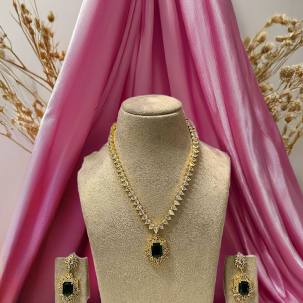 Luxurious AD Necklace Set – Royal Black Elegance