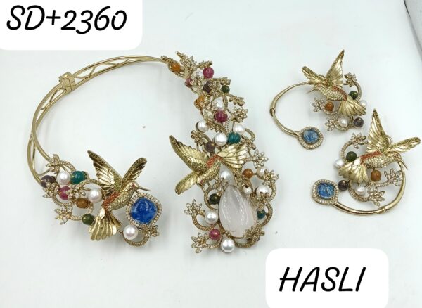 Handcrafted Hasli Necklace with Matching Earrings – Luxury You Can Wear